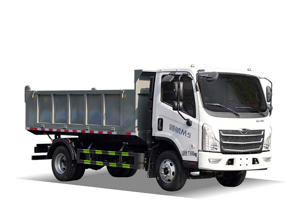 CLT5071ZLJBJ6型自卸式垃圾车 M5